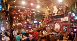 Skurrile Pizzeria in Rom