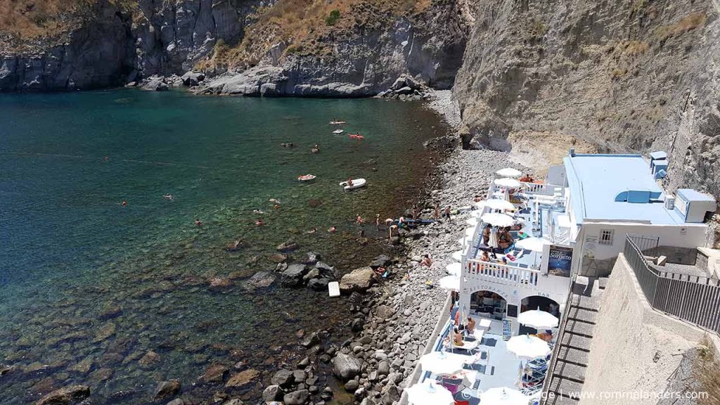 Strand Baia di Sorgeto Ischia (2)