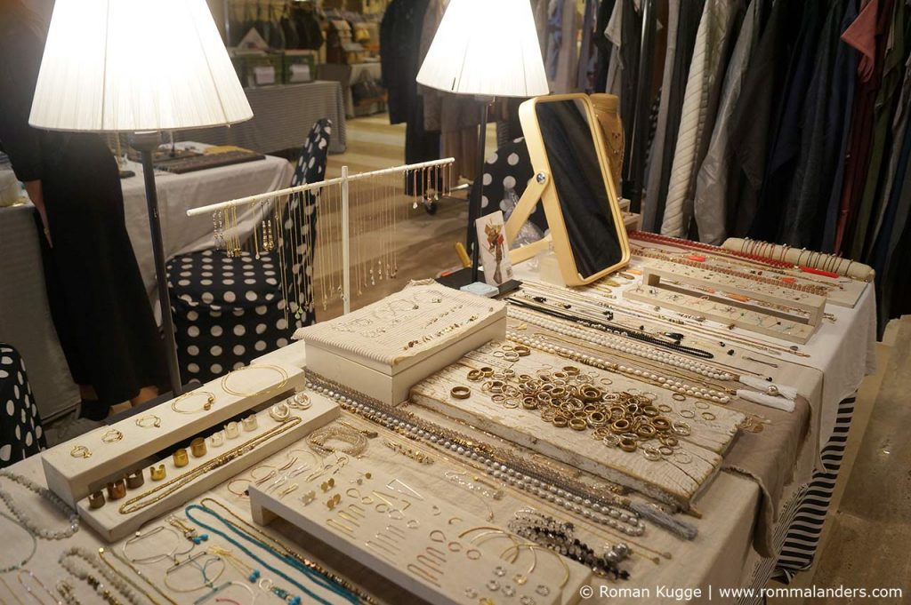 Mercato Monti Markt Designer in Rom